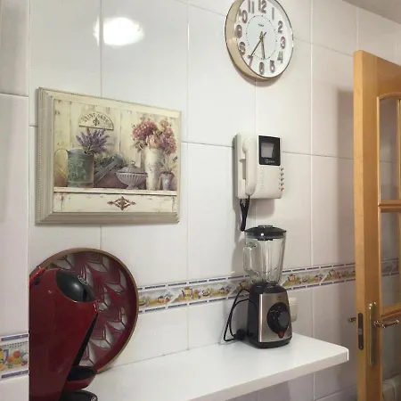 Hyp - Xanela Da Lua * Sanxenxo